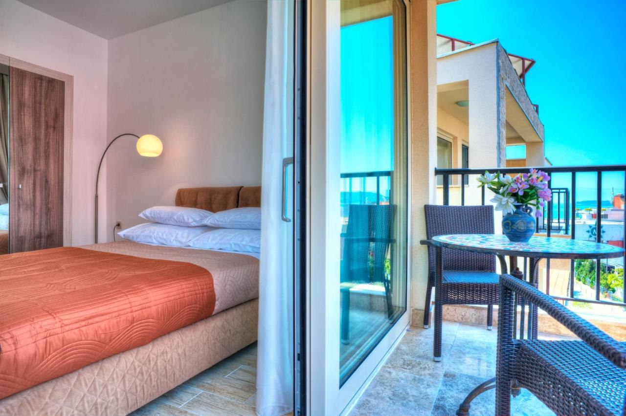 Guest House Przno Bay Sveti Stefan Rum bild