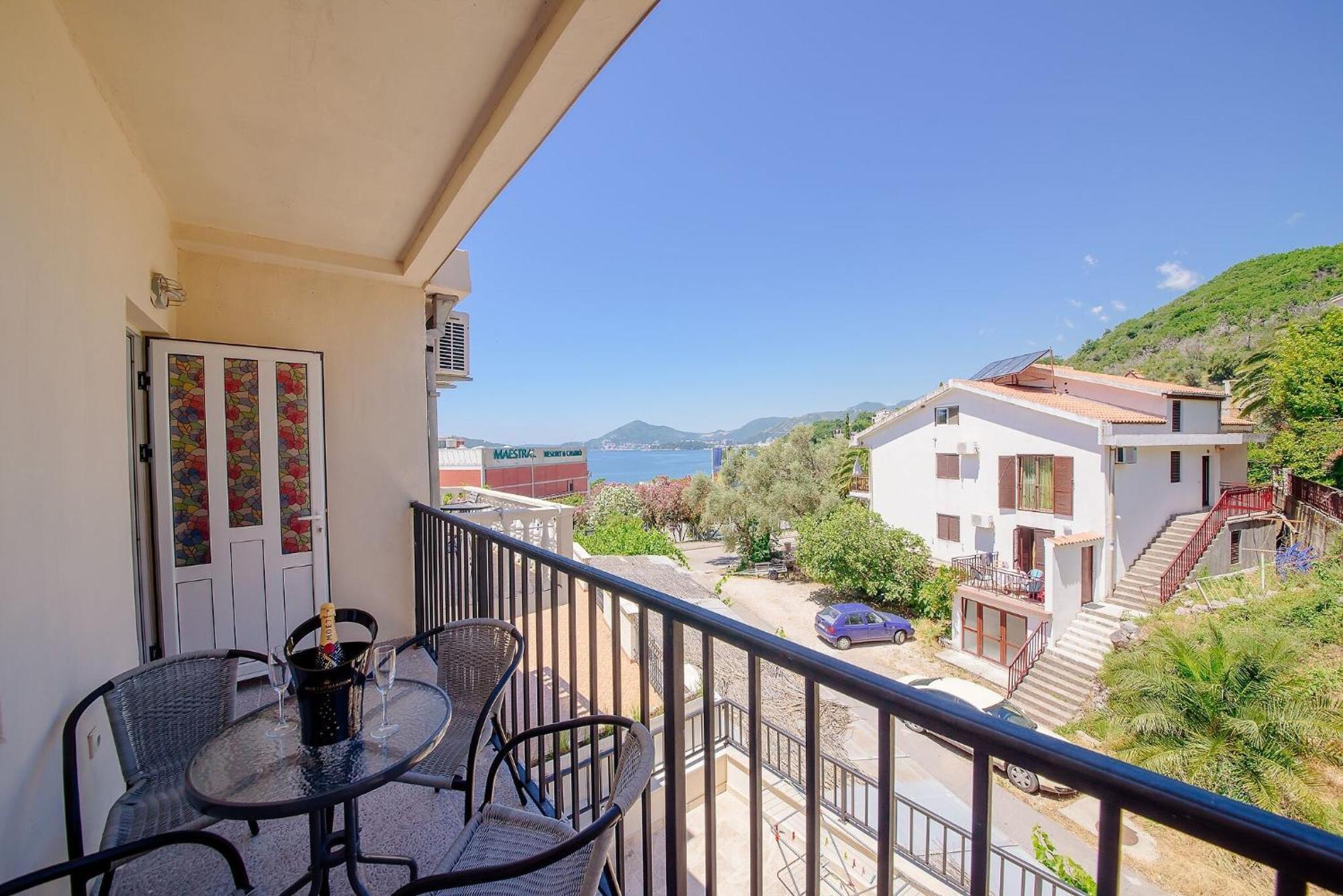 Guest House Przno Bay Sveti Stefan Rum bild