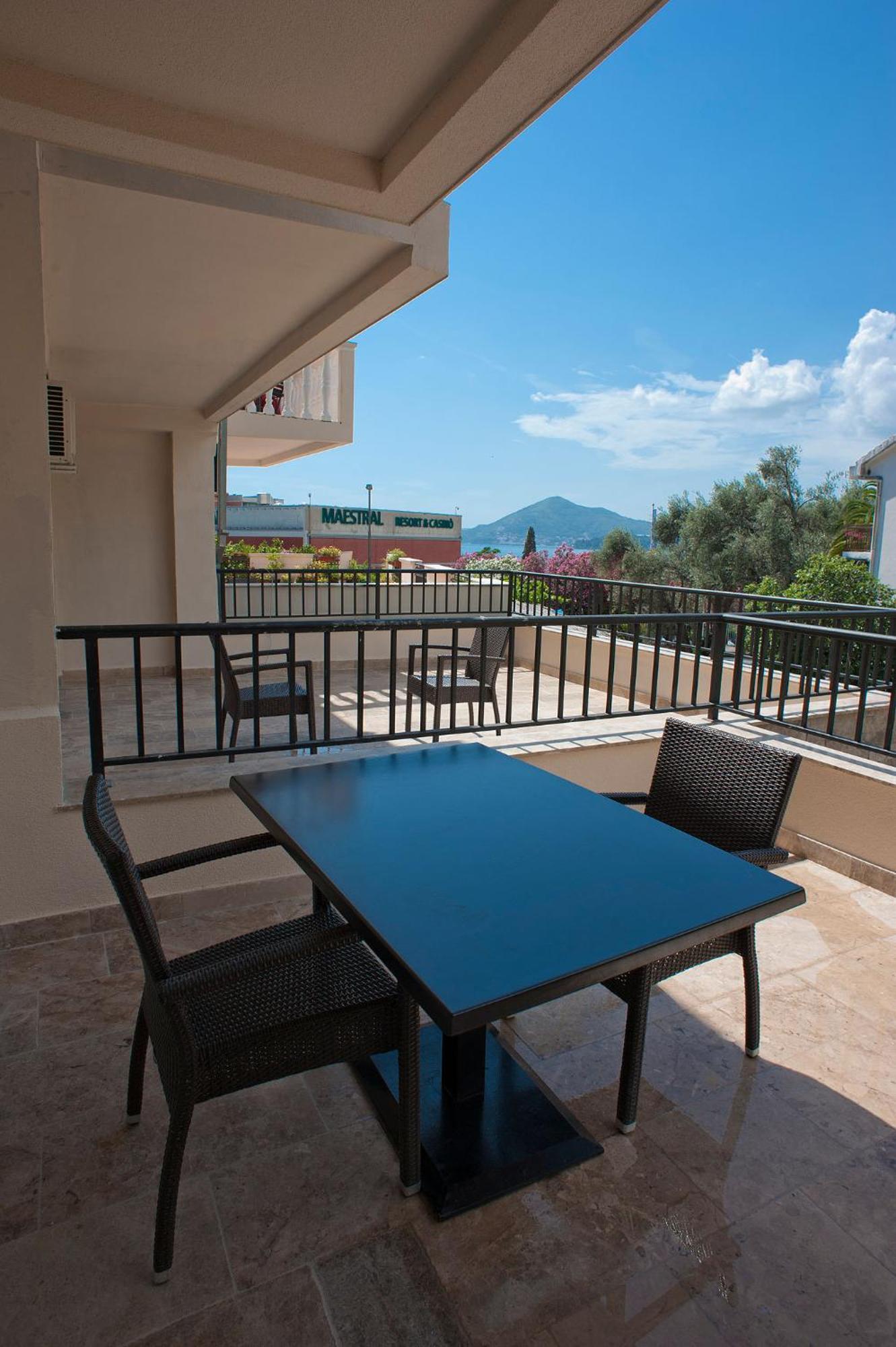 Guest House Przno Bay Sveti Stefan Rum bild