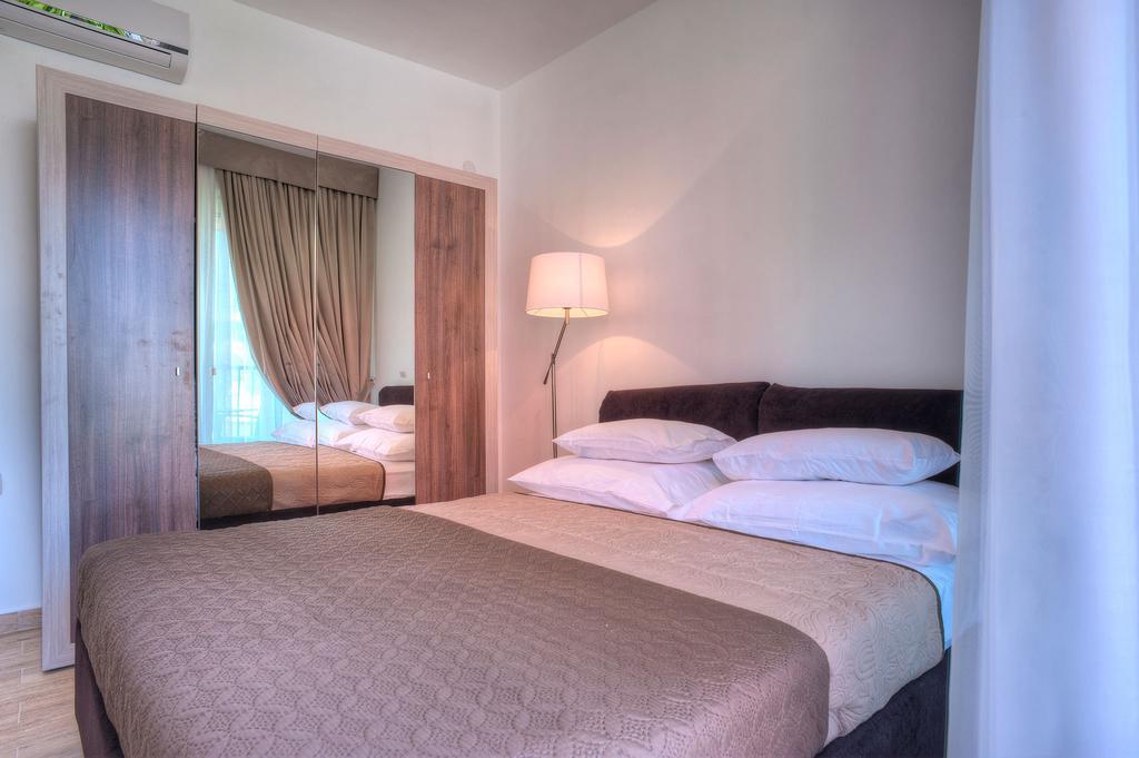 Guest House Przno Bay Sveti Stefan Exteriör bild