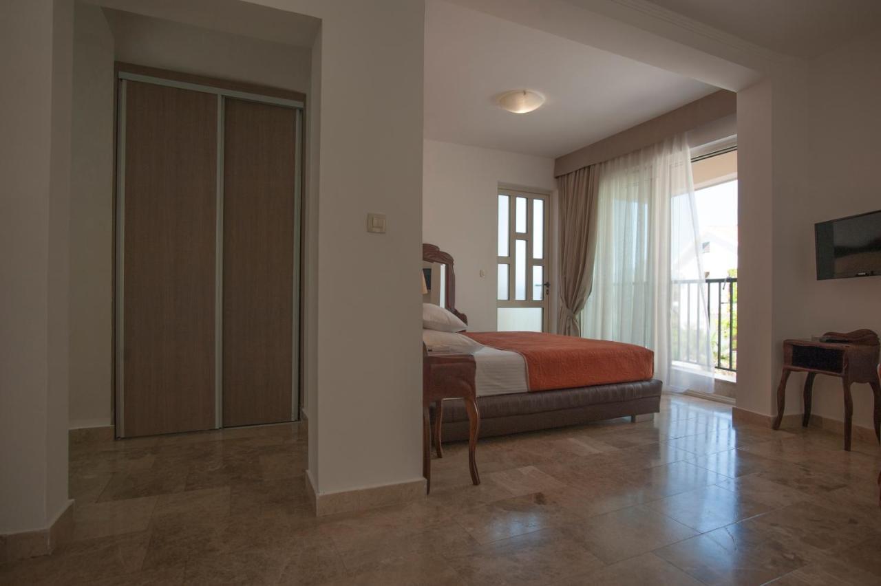 Guest House Przno Bay Sveti Stefan Exteriör bild